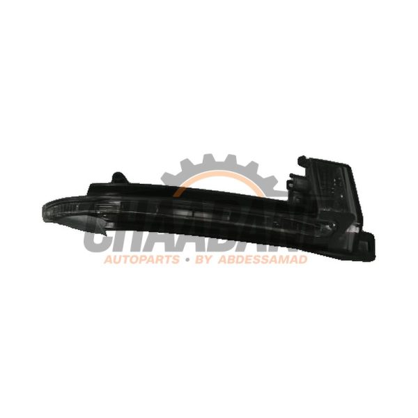 Feu clignotant de miroir droite 8K0949102E Audi RSQ3 2013 / 2018