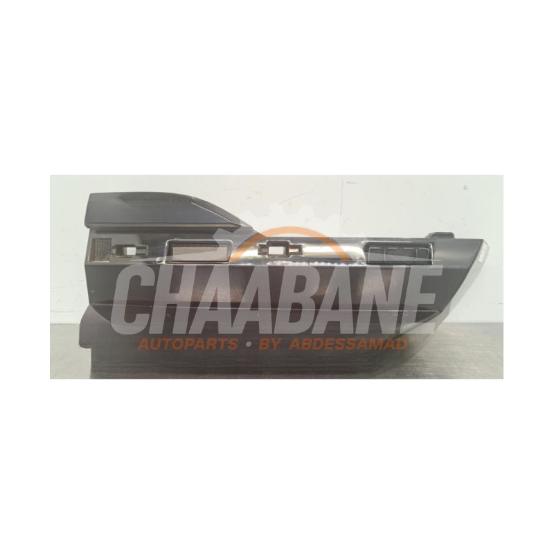 Feu arriere secondaire gauche 63219881357 BMW X7 xDrive40i Mild Hybrid 3.0 24V 2019