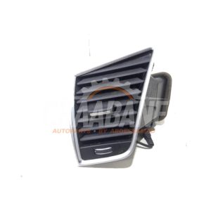 Grille aeration tableau de bord 8R1820901 Audi SQ5 (8RB) 3.0 TDI V6 24V 2012 / 2017