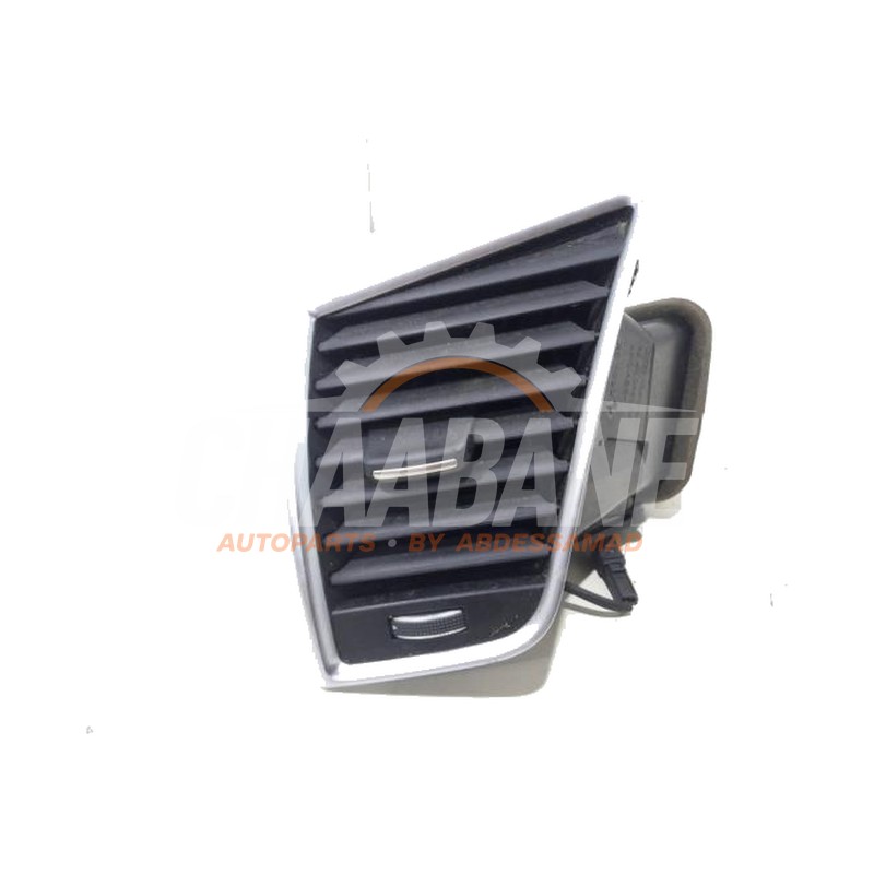 Aerateur tableau de bord 8R1820901 Audi SQ5 (8RB) 3.0 TDI V6 24V 2012 / 2017