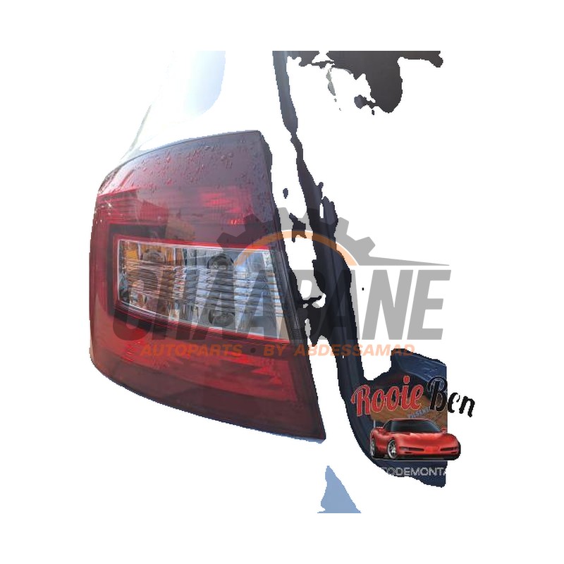 Feu arriere secondaire gauche Skoda Rapid 1.2 TSI 16V 2012 / 2022