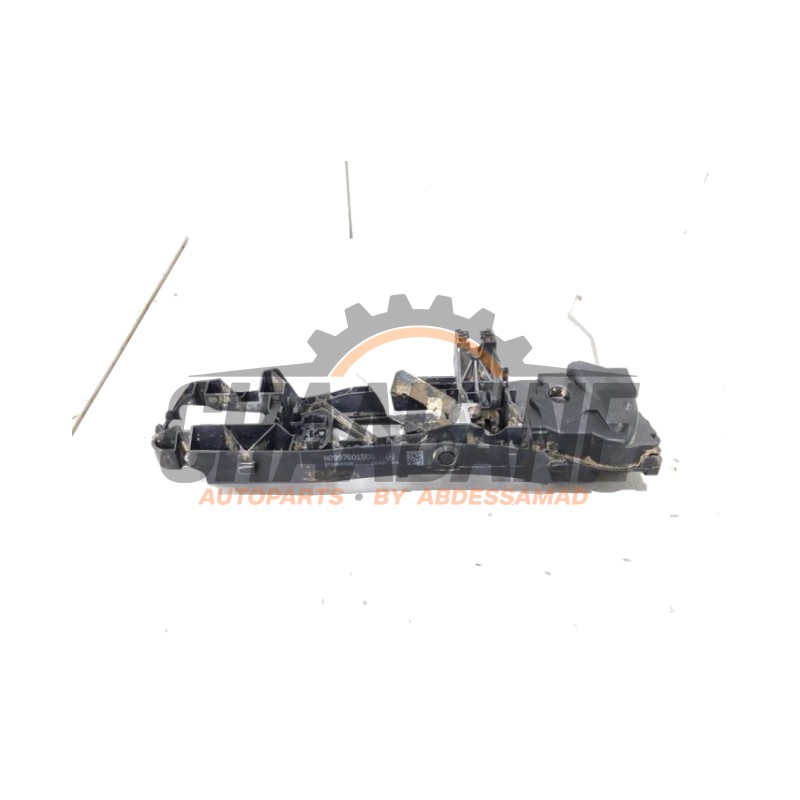 Poignee de porte avant gauche A0997601500 Mercedes GLC (X253) 2.0 C-220d 16V 4-Matic