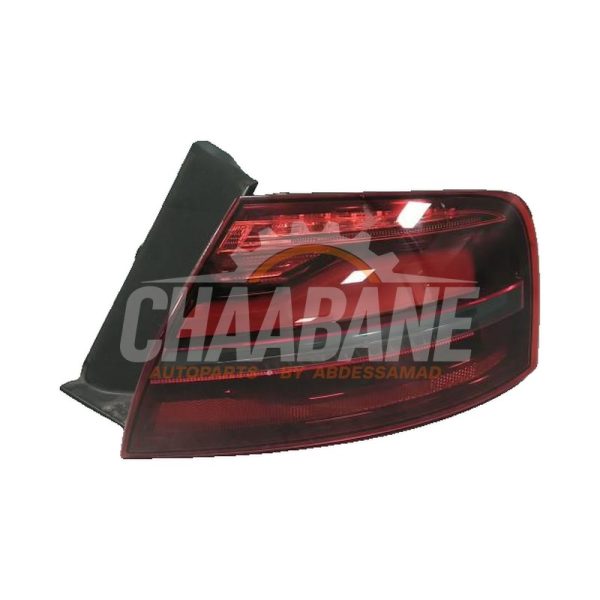 Feu arriere droit 4H0945096N Audi S8 2012 / 2018