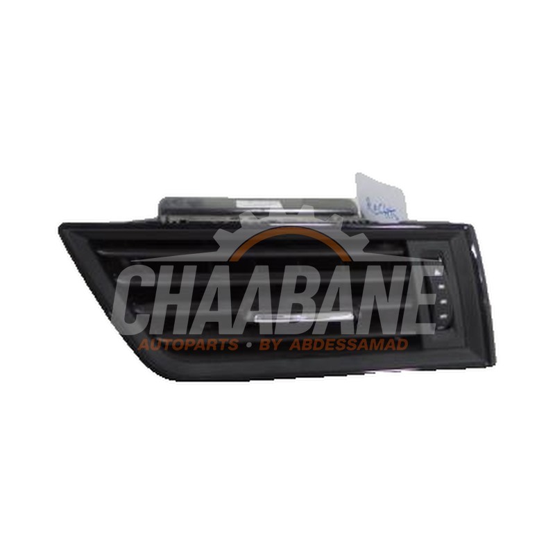 Grille aeration tableau de bord 3V0819702E Skoda Superb 2015 / 2024
