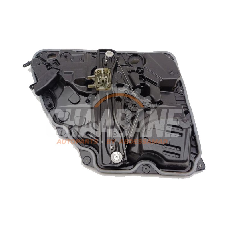 Moteur leve vitre arriere droit A2067300802 Mercedes C-Klasse