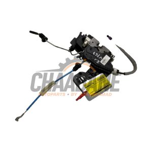 Serrure avant droite A1667200435 Mercedes CLA (117.3) 2.0 CLA-250 Turbo 16V