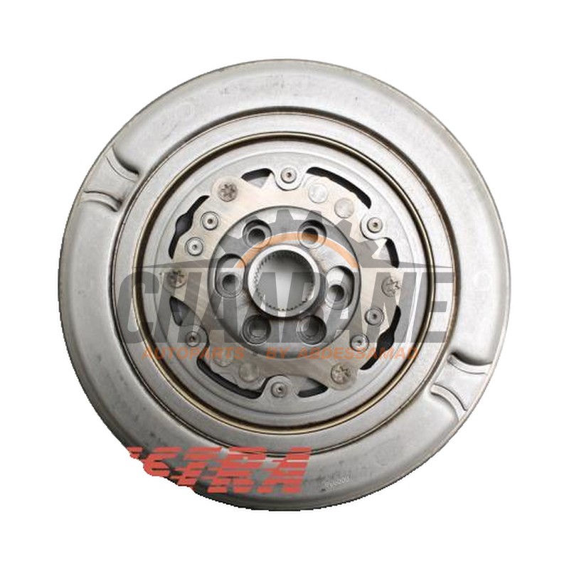 Volant dinertie masse double 012295001056 Audi A3 Sportback (8VA/8VF) 1.4 TFSI 16V e-tron 2012 / 2020
