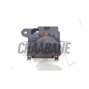 Boite a fusibles 8K0937517B Audi SQ5 (8RB) 3.0 TDI V6 24V 2012 / 2017