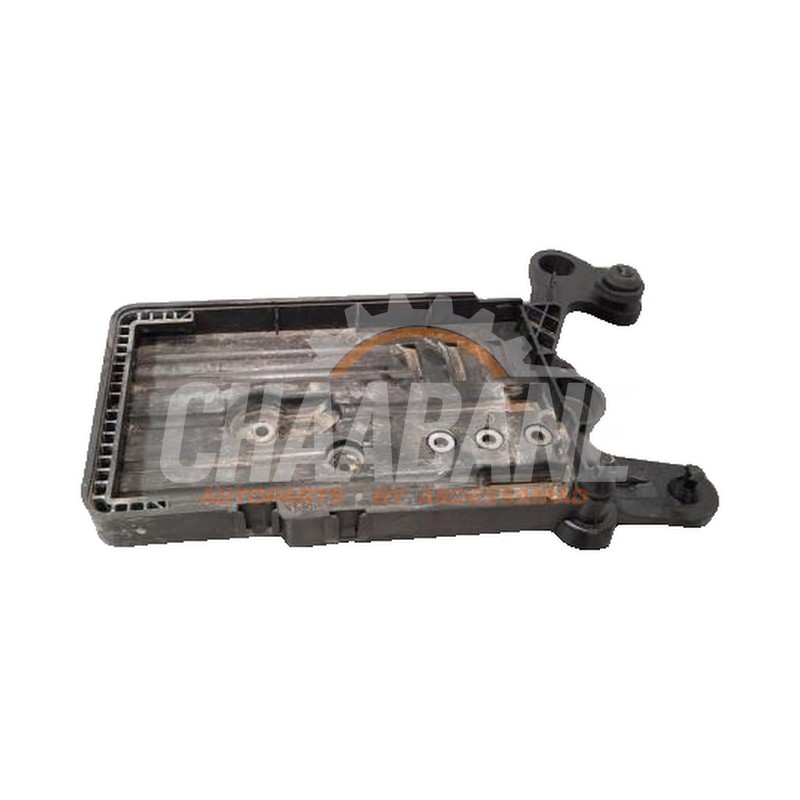 Boitier de batterie 5Q0915331K Audi A3 Limousine (8VS/8VM) 2.0 TFSI 16V Quattro 2013 / 2020