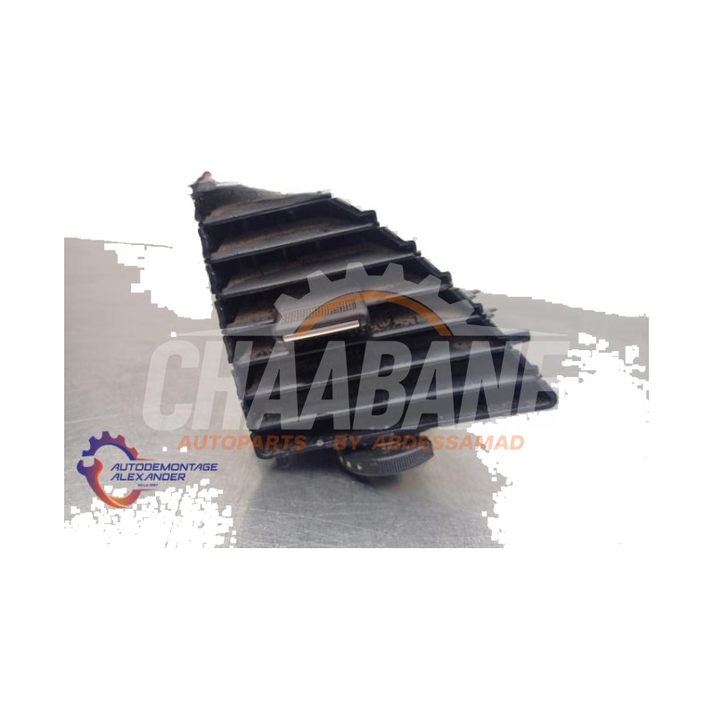 Grille aeration tableau de bord 08435006 Seat Leon (5FB) 1.6 TDI Ecomotive 16V 2012 / 2020