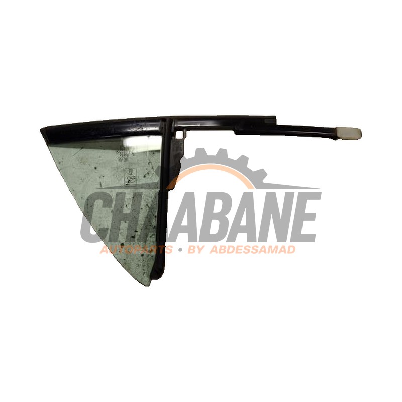 Custode arriere droit A1177300418 Mercedes CLA (117.3) 1.6 CLA-200 16V