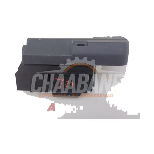 Porte fusible 8W0915459E Audi A5 Cabrio (F57/F5E) 3.0 TDI V6 24V Quattro 2016