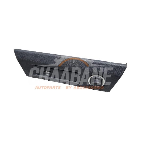 Prise 12 Volts 82B863617 Audi A1 Sportback (GBA) 1.0 30 TFSI 12V 2018