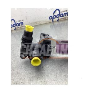 Robinet chauffage electrique A0005061500 Mercedes E (W213) E-300 e 2.0 Turbo 16V