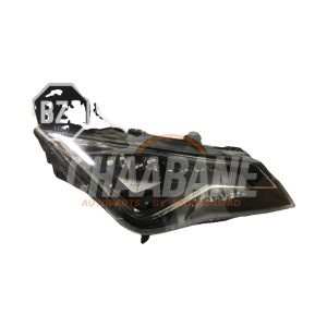 Phare droit 5F2941008F Seat Leon (5FB) 2.0 TDI Ecomotive 16V 2012 / 2020