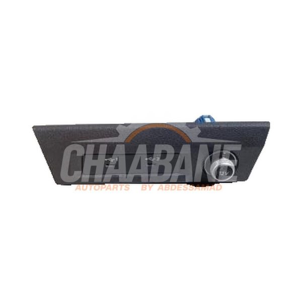 Prise USB 82B8636174PK Audi A1 City Carver (GBH) 1.5 35 TFSI 16V 2019 / 2022