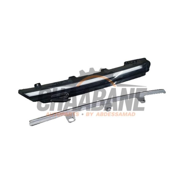 Cadre de calandre 5H0941654G Volkswagen Golf VIII (CD1) 1.5 eTSI 16V 2019