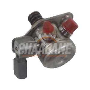 Pompe carburant mecanique A2700700501 Mercedes GLA