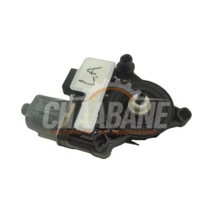 Moteur de vitre portiere 0130822725 Seat Leon ST (5FF) 1.0 TSI 12V 2012 / 2020