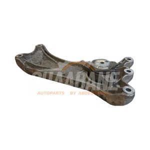 Support boite de vitesses 670003632 Maserati Ghibli III 3.0 S Q4 Biturbo V6 24V 2013