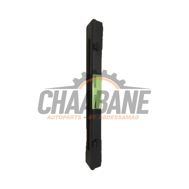 Triangle de presignalisation A0008900597 Mercedes CLA (118.3) 1.5 CLA-180d