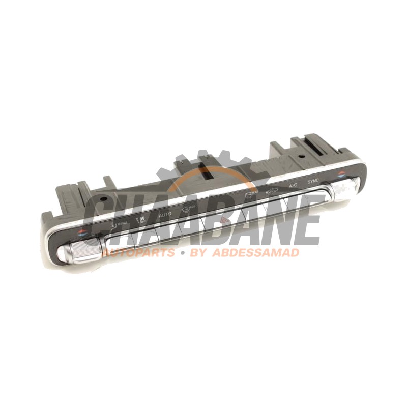 Panneau de commandes chauffage A2479056803 Mercedes A Limousine (177.1) 1.3 A-200 Turbo