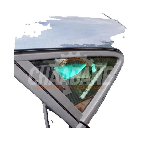 Vitre triangulaire arriere gauche Seat Leon (KLB) 1.0 TSI 12V 2019