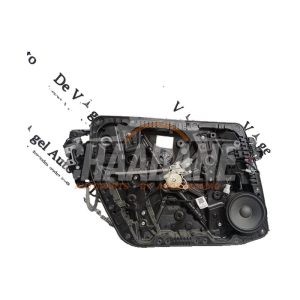 Moteur leve vitre avant gauche A2477201906 Mercedes B (W247) 1.3 B-180 Turbo 16V