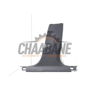 Montant centre droit 8W0867240A Audi A4 Avant (B9) 2.0 TDI Ultra 16V 2015