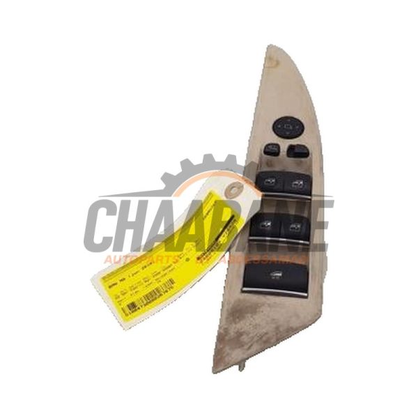 Commutateur vitre electrique 937040502 BMW M8 (F91) M850i xDrive Twin Turbo V8 32V 2019