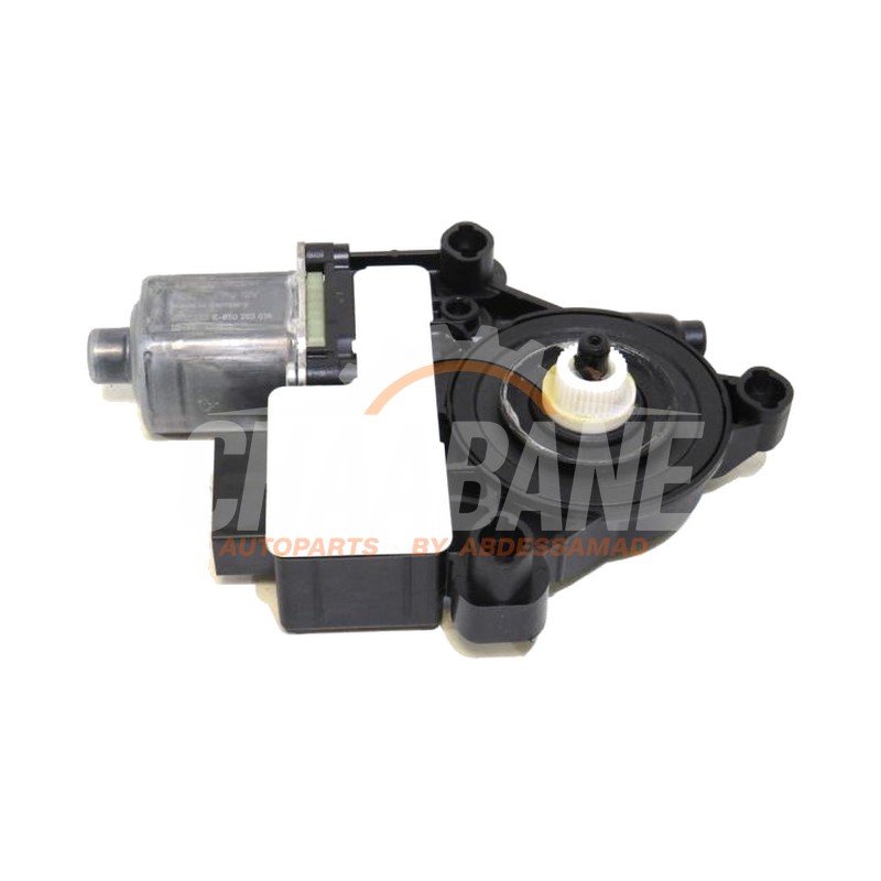 Moteur de vitre portiere 0130822724 Seat Leon (5FB) 1.0 TSI 12V 2012 / 2020