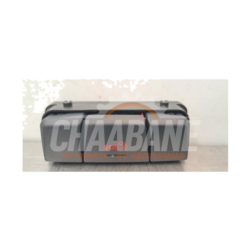 Bouton SOS A1729050051 Mercedes CLA (117.3) 1.6 CLA-200 16V
