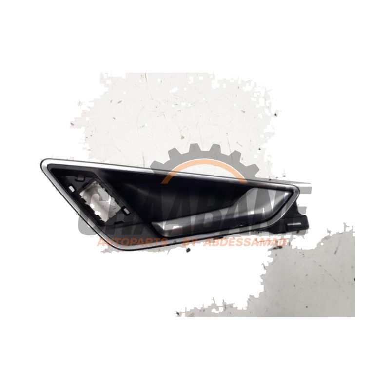 Poignee de porte avant droite 81A837020C4PK Audi Q2 (GAB/GAG) 1.0 30 TFSI 12V 2016