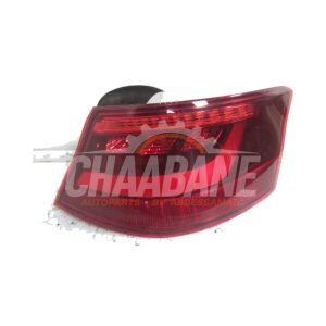 Feu arriere droit 8V3945096D Audi S3 (8V1/8VK) 2.0 T FSI 16V 2012 / 2017