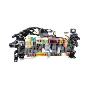 Boite a fusibles A2465400240 Mercedes CLA (117.3) 1.6 CLA-180 16V