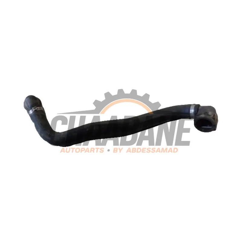 Raccordement du tuyau deau T2H6979 Jaguar XE 2.0 D E-Performance 16V