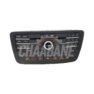 Radio A2469006317 Mercedes GLA (156.9) 1.6 180 16V