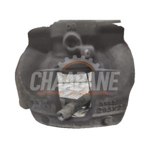 Etrier de frein avant gauche XXXXX Mercedes GLA (156.9) 1.6 180 16V