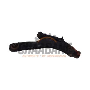 Bras de suspension bas avant droit A4153300200 Mercedes Citan