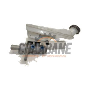 Cylindre de frein principal A2464300001 Mercedes A (W176) 1.6 A-180 16V
