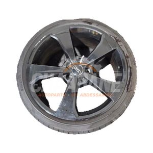 Jante + pneumatique 8V0601025FC Audi RS 3 Sportback (8VA/8VF) 2.5 TFSI 20V Quattro 2015 / 2020