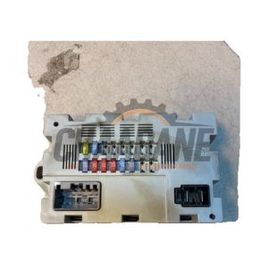 Boite a fusibles 14Q073AA Jaguar XE 2.0 D E-Performance 16V