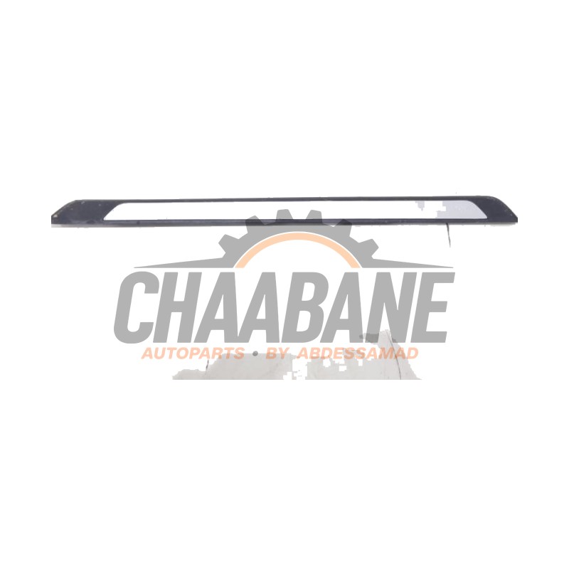 Marche-pied (list de couverture) gauche 8W0853373F Audi A4 Avant (B9) 2.0 TDI Ultra 16V 2015