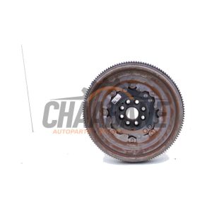 Volant dinertie masse double 06K105266AC Audi Q2 (GAB/GAG) 2.0 TDI 16V 190 Quattro 2016