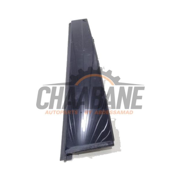 Moulure exterieure Style B 8W0839901 Audi A4 Avant (B9) 2.0 TDI Ultra 16V 2015
