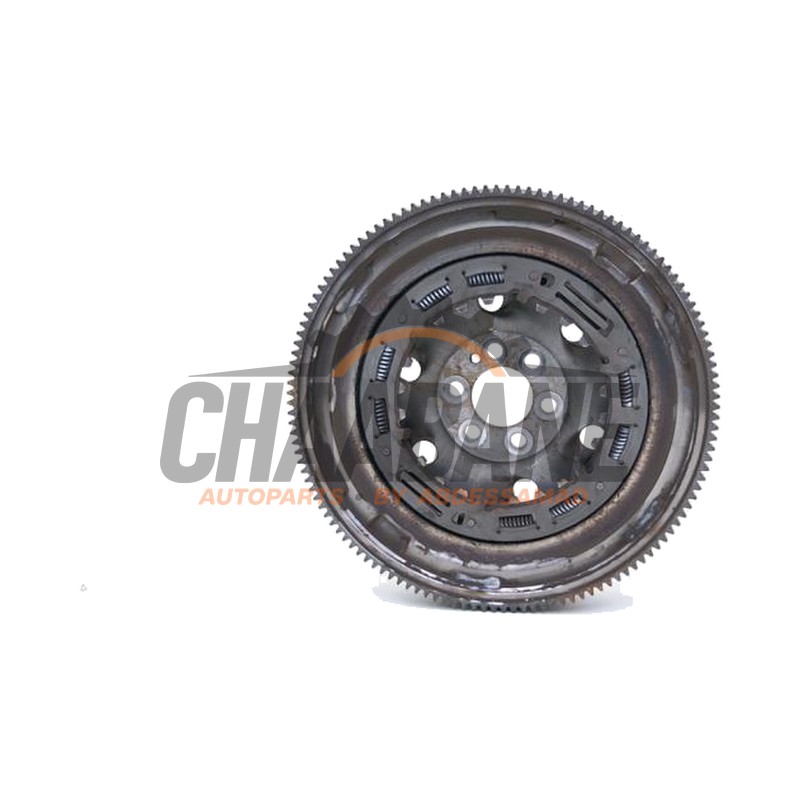 Volant dinertie masse double 04E105266K Seat Leon Sportstourer (KLF) 1.5 eTSI 16V 2020