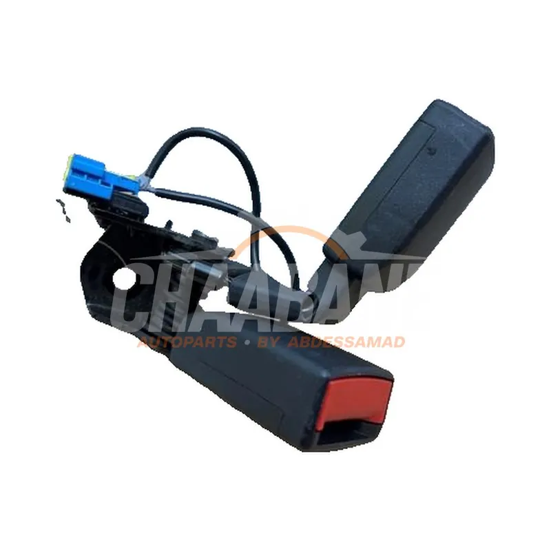 Tendeur de ceinture avant centre A1768600269 Mercedes GLA (156.9) 2.0 220 Turbo 16V
