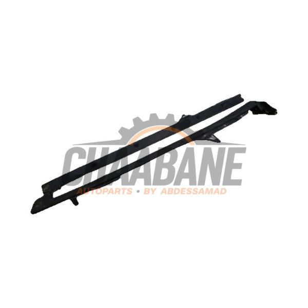 Jupe gauche 4M0825212F Audi Q7 2015