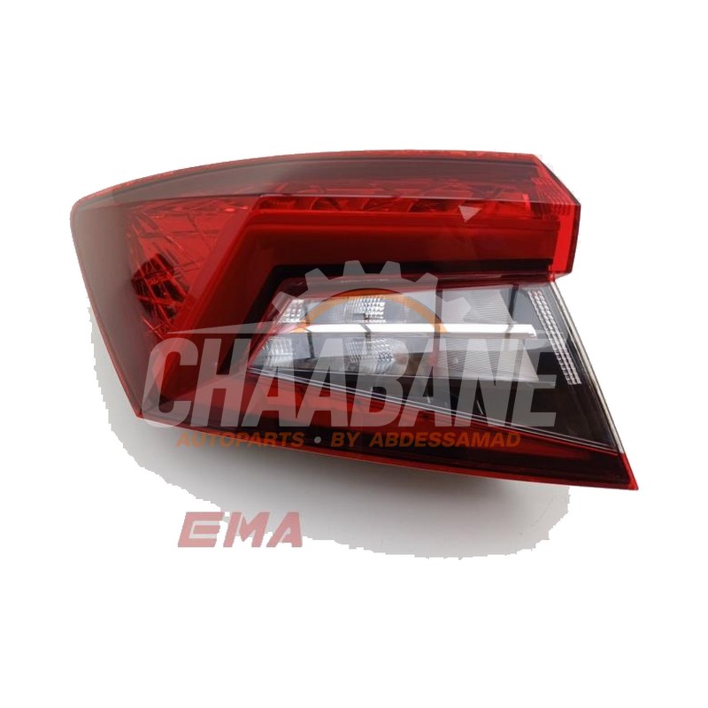 Feu arriere secondaire gauche 57A945711 Skoda Karoq 1.5 TSI 16V 2017