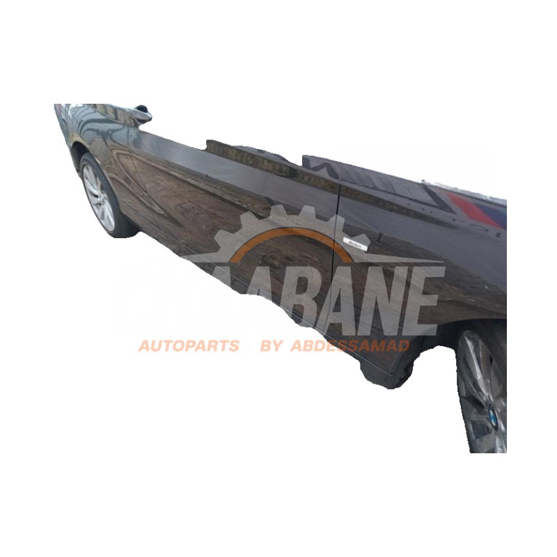Jupe droite 51777293544 BMW 2 serie (F22) 218d 2.0 16V 2013 / 2021